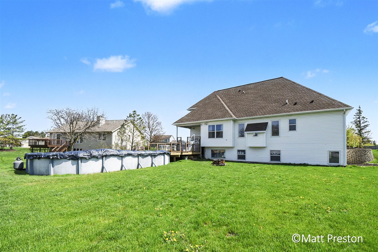 7707 Park Ridge Drive, Jenison, MI, 49428-9158