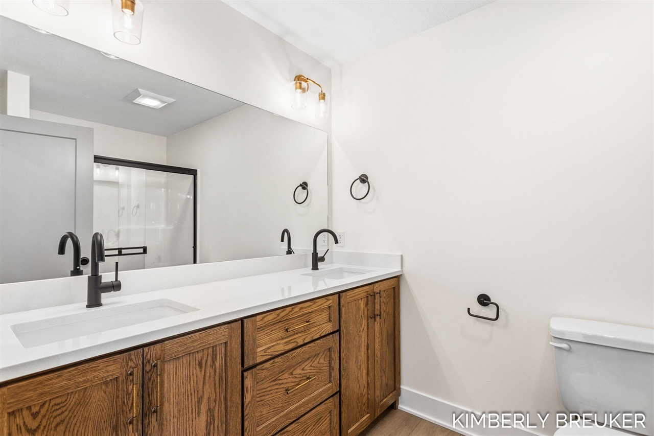 11767 Everett Avenue, Allendale, MI, 49401-7439