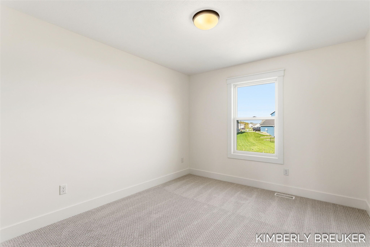 11767 Everett Avenue, Allendale, MI, 49401-7439
