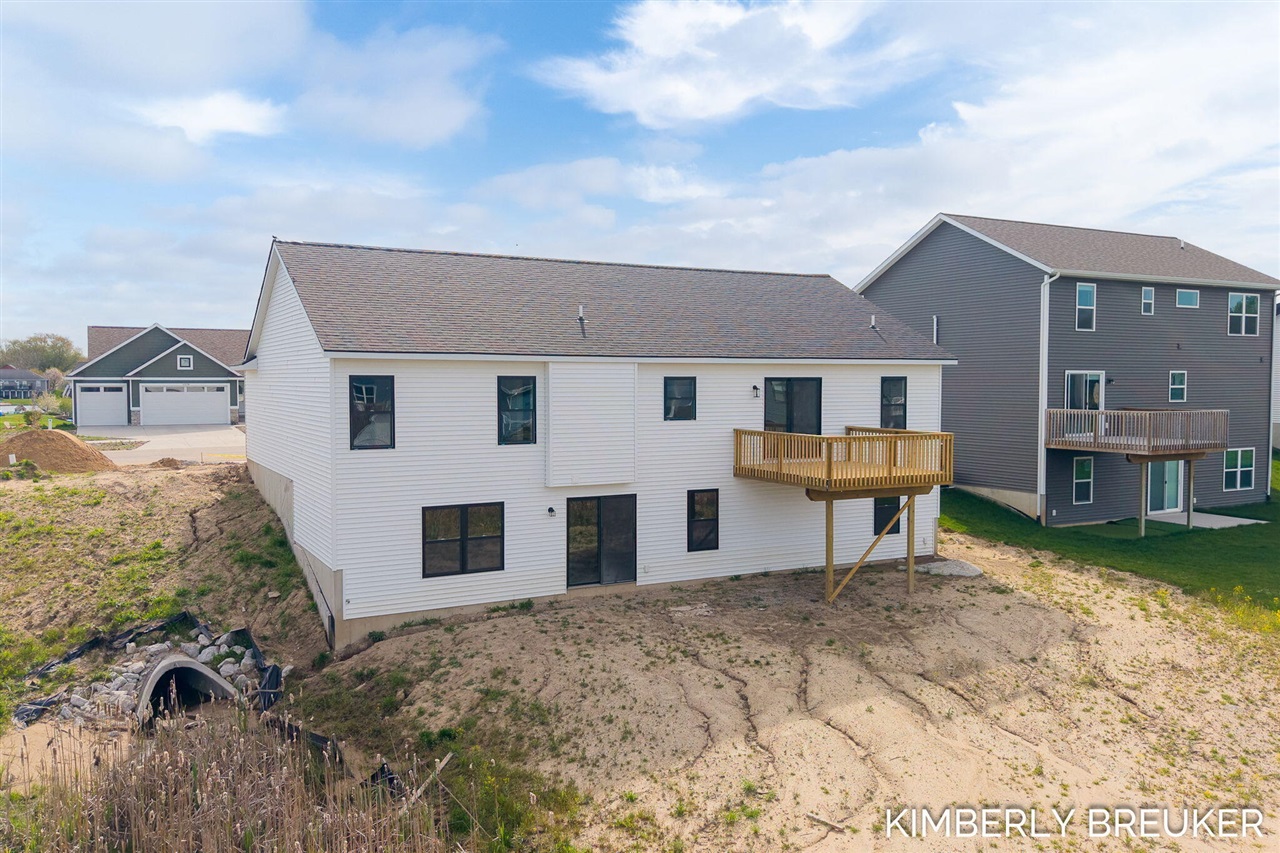 11767 Everett Avenue, Allendale, MI, 49401-7439