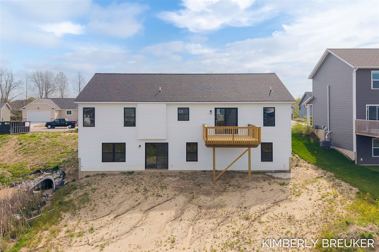 11767 Everett Avenue, Allendale, MI, 49401-7439