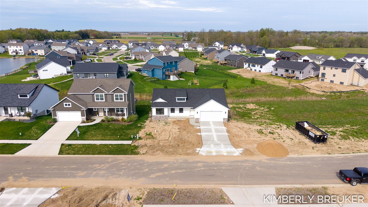 11767 Everett Avenue, Allendale, MI, 49401-7439