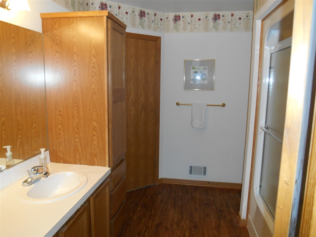 49 Newcastle Drive, Zeeland, MI, 49464-9492