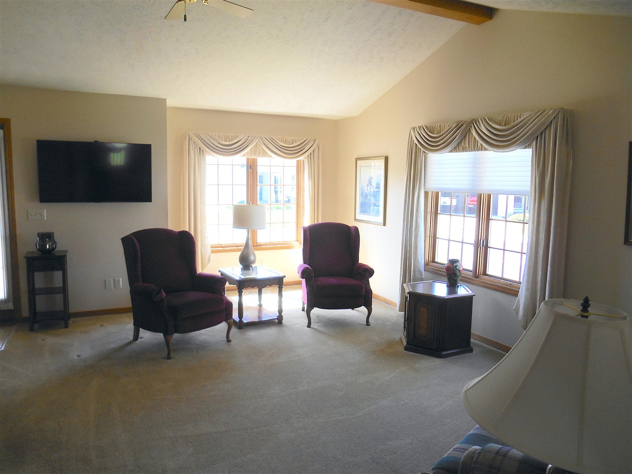 49 Newcastle Drive, Zeeland, MI, 49464-9492