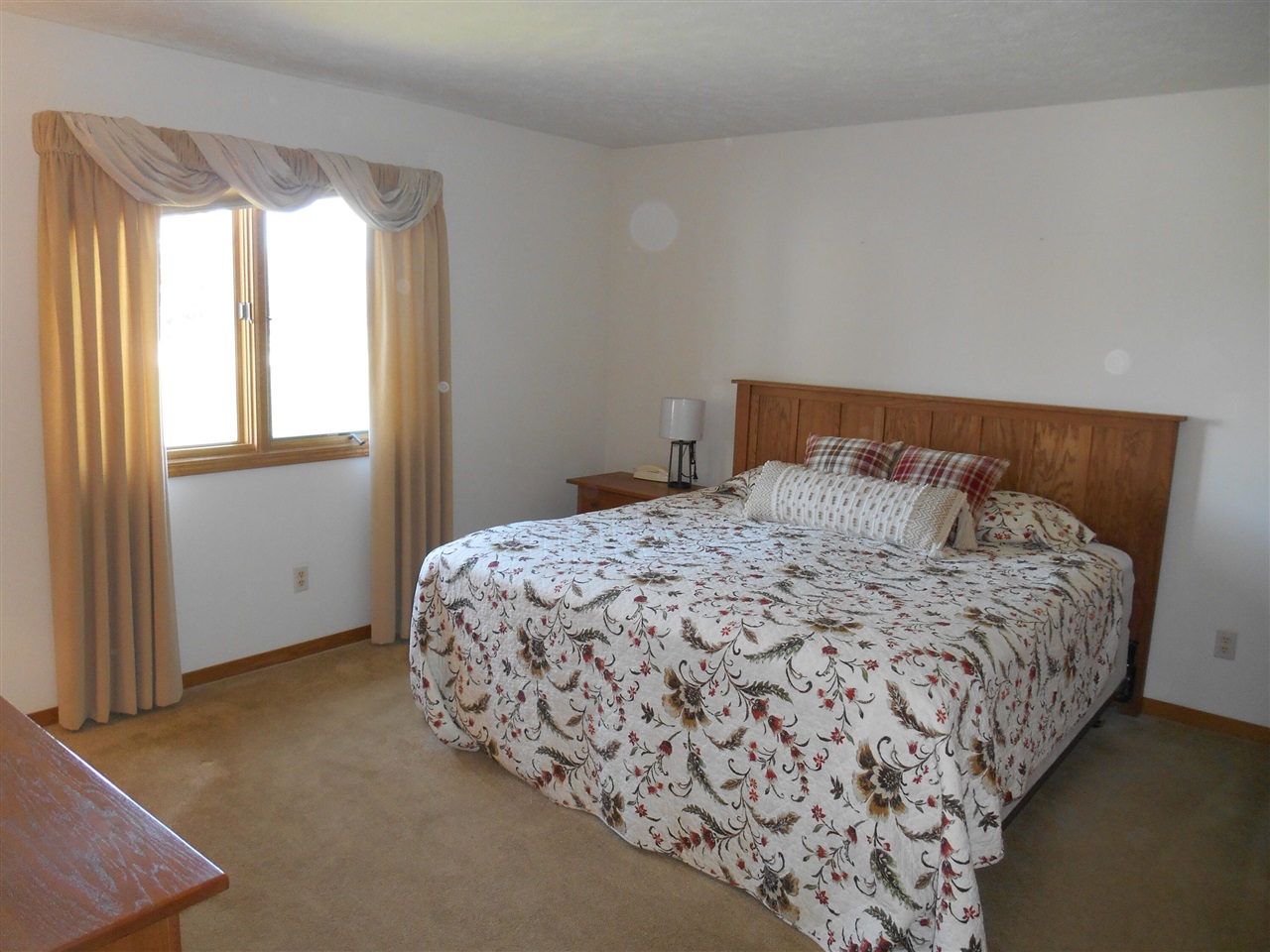 49 Newcastle Drive, Zeeland, MI, 49464-9492