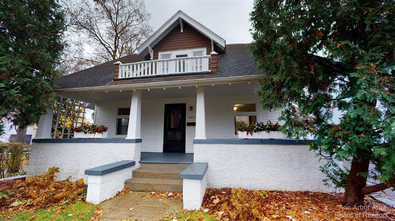 Megan Webster Featured Listings