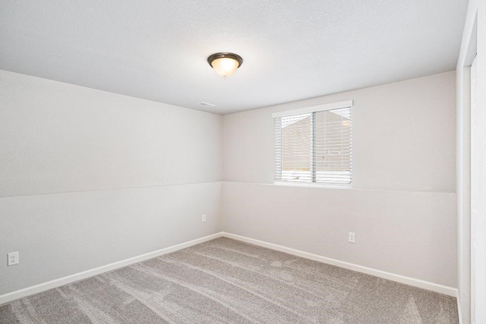 10130 Kearns Court, Portage, MI, 49024-6828