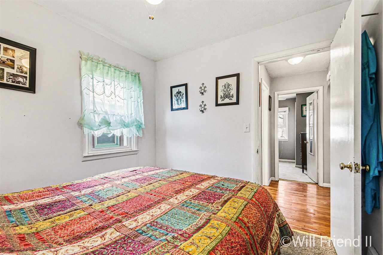 146 40th Street, Grand Rapids, MI, 49548-3108