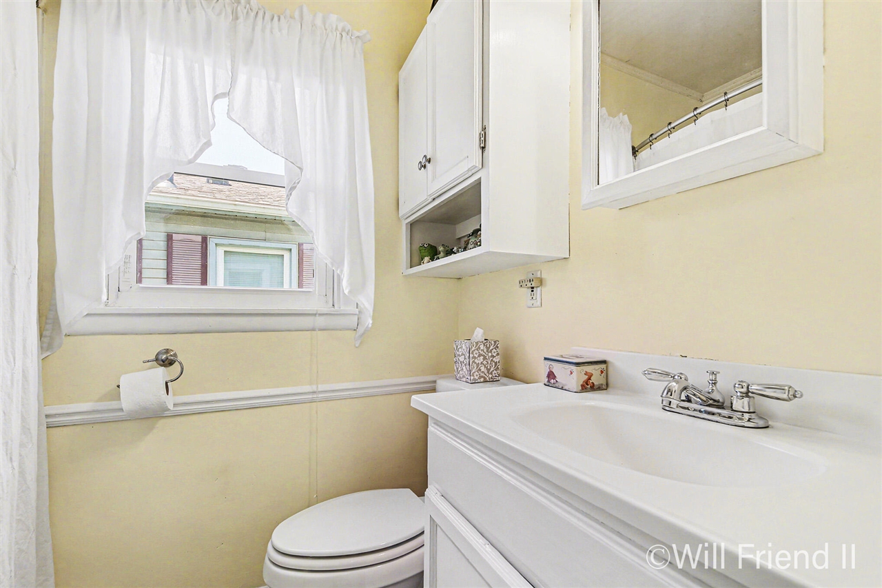 146 40th Street, Grand Rapids, MI, 49548-3108