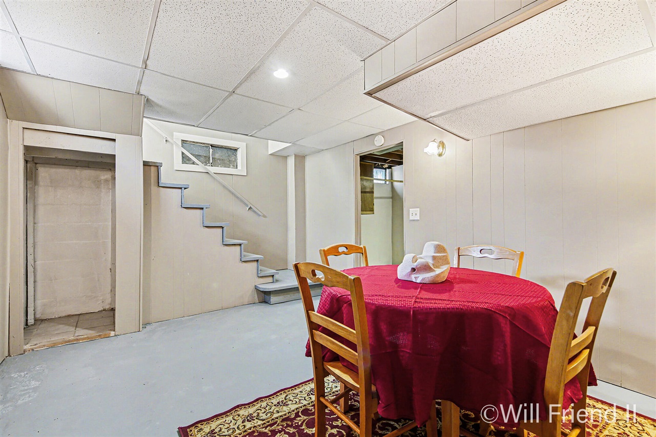 146 40th Street, Grand Rapids, MI, 49548-3108