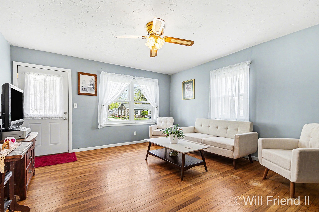 146 40th Street, Grand Rapids, MI, 49548-3108