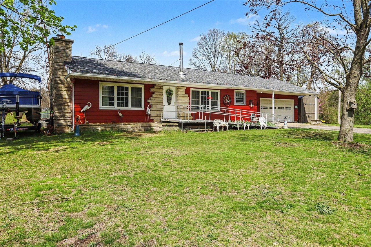 7511 E Drive, Battle Creek, MI, 49014-8255