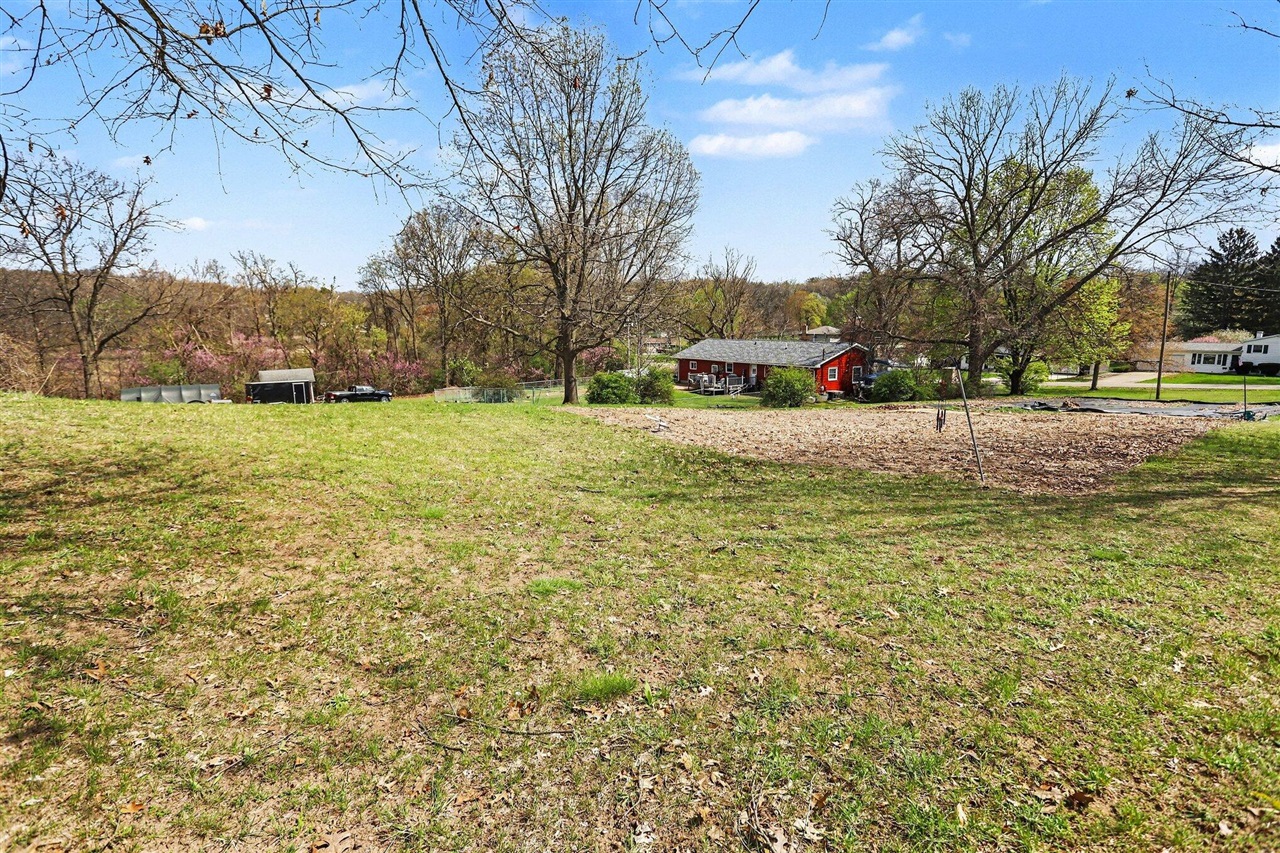 7511 E Drive, Battle Creek, MI, 49014-8255