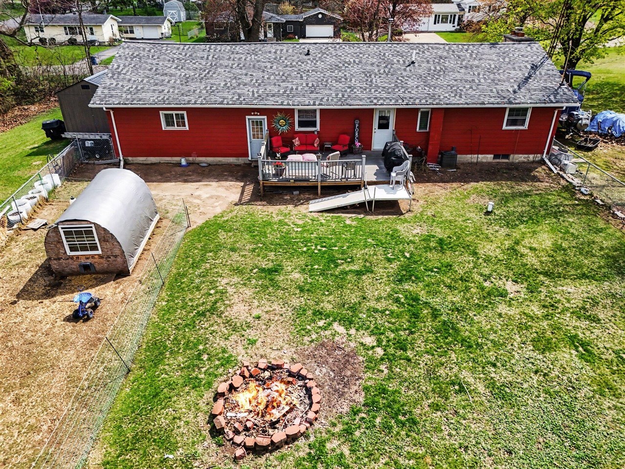 7511 E Drive, Battle Creek, MI, 49014-8255