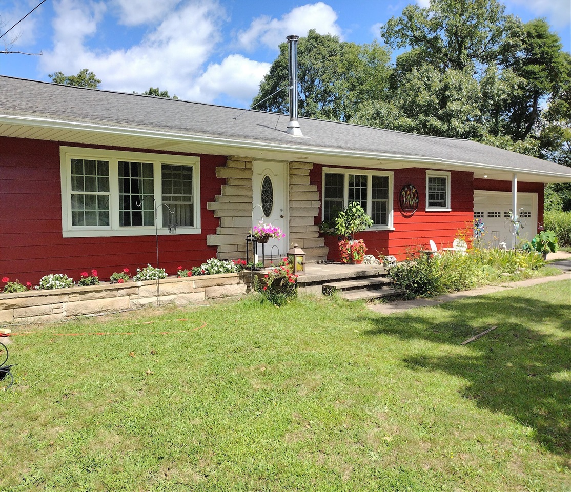 7511 E Drive, Battle Creek, MI, 49014-8255