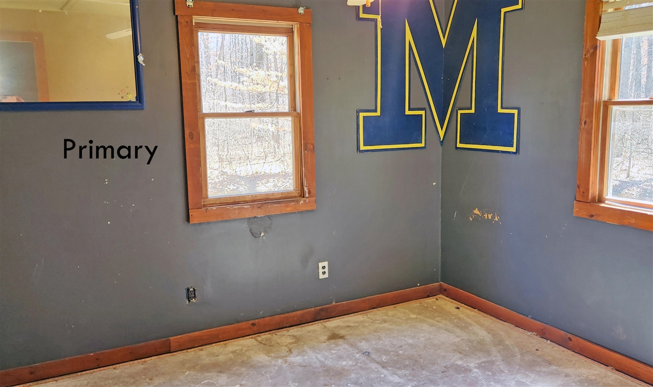 2570 S Walnut Avenue, White Cloud, MI, 49349-9332