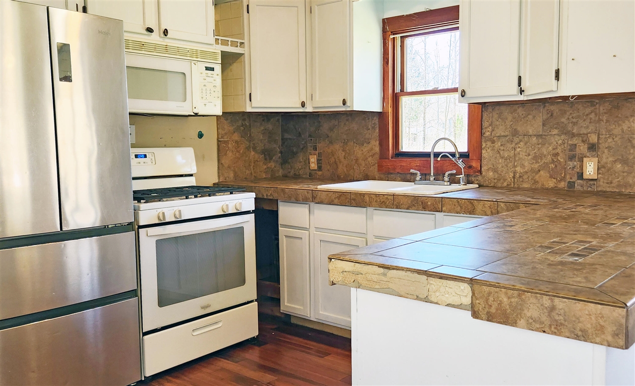 2570 S Walnut Avenue, White Cloud, MI, 49349-9332