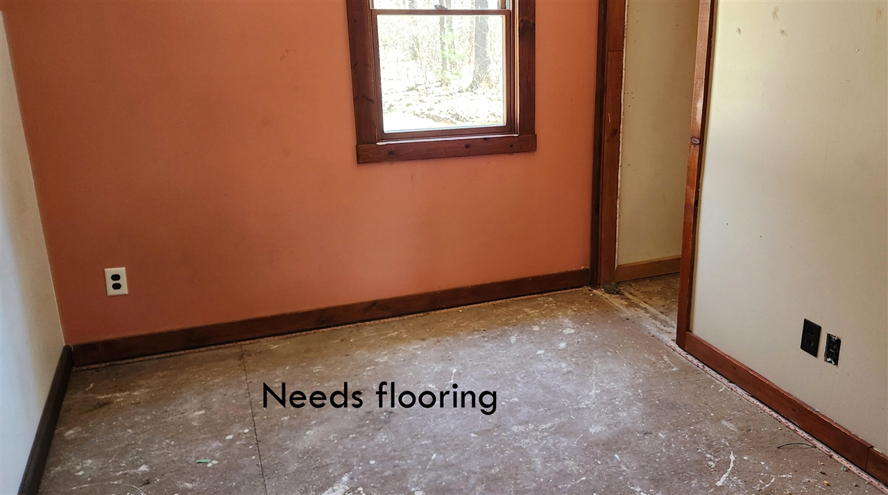 2570 S Walnut Avenue, White Cloud, MI, 49349-9332