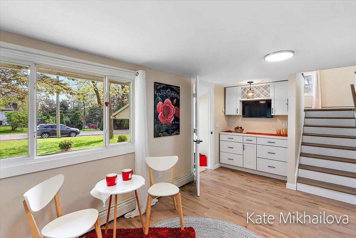 126 Blanche Avenue, Kalamazoo, MI, 49001-5305