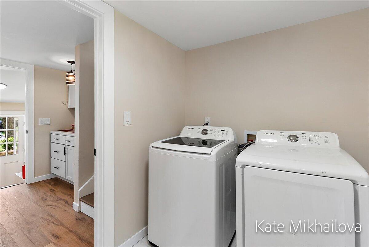 126 Blanche Avenue, Kalamazoo, MI, 49001-5305