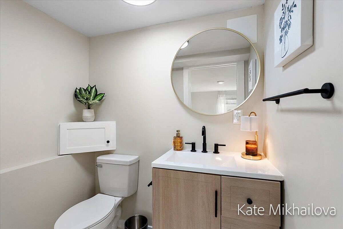 126 Blanche Avenue, Kalamazoo, MI, 49001-5305