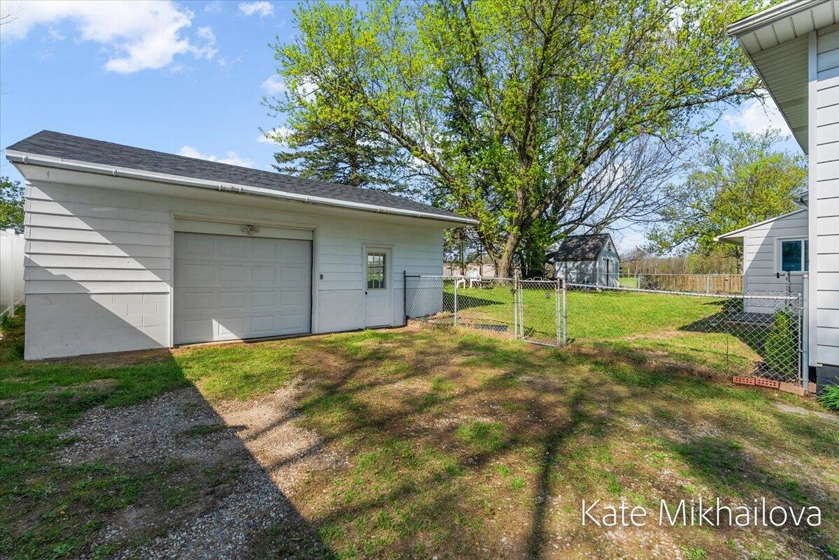 126 Blanche Avenue, Kalamazoo, MI, 49001-5305