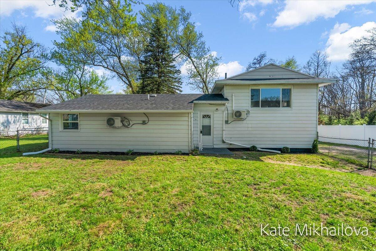 126 Blanche Avenue, Kalamazoo, MI, 49001-5305