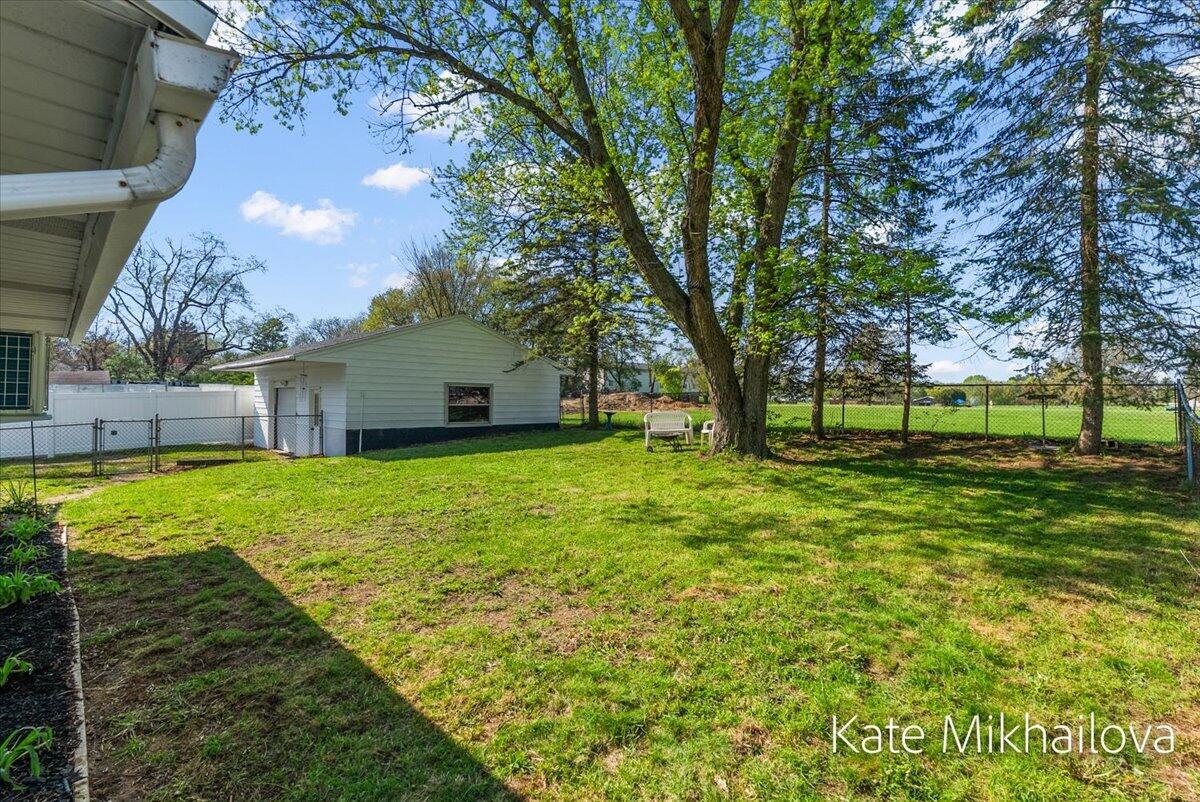 126 Blanche Avenue, Kalamazoo, MI, 49001-5305