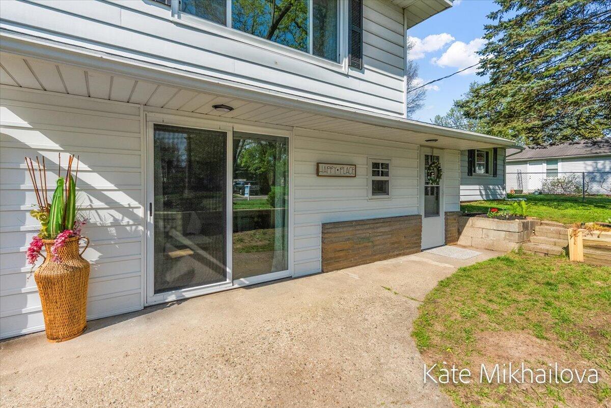 126 Blanche Avenue, Kalamazoo, MI, 49001-5305