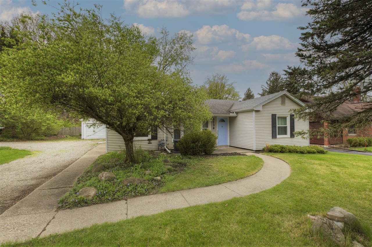 15664 Hunter Grove, Livonia, MI, 48154 1729