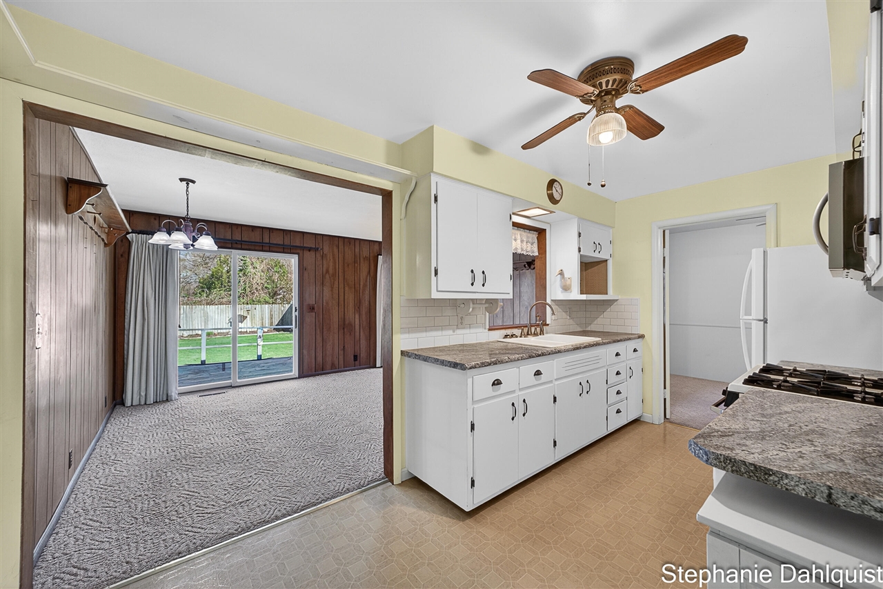 1415 Woodhaven Street, Muskegon, MI, 49445-2559
