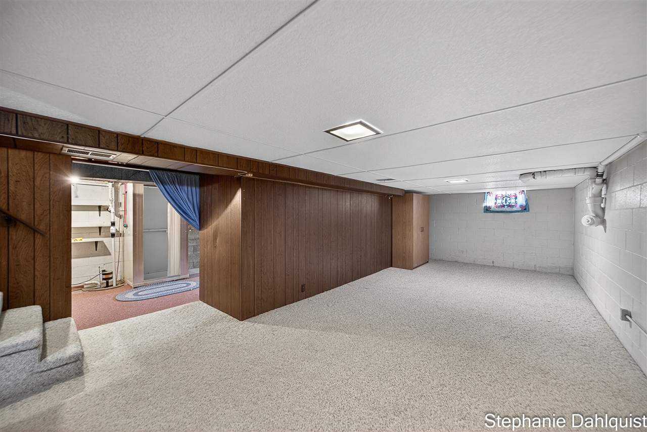 1415 Woodhaven Street, Muskegon, MI, 49445-2559