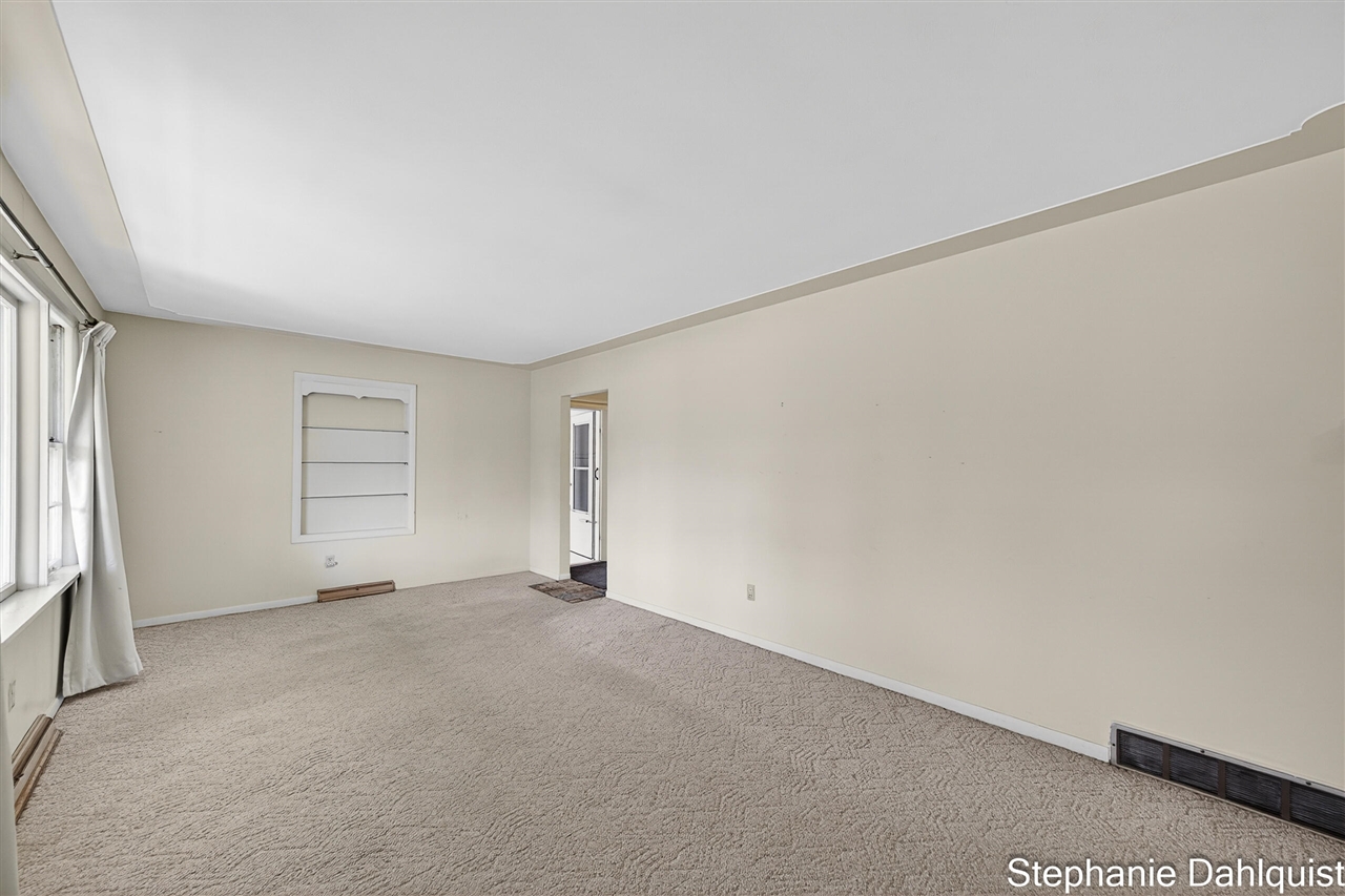 1415 Woodhaven Street, Muskegon, MI, 49445-2559