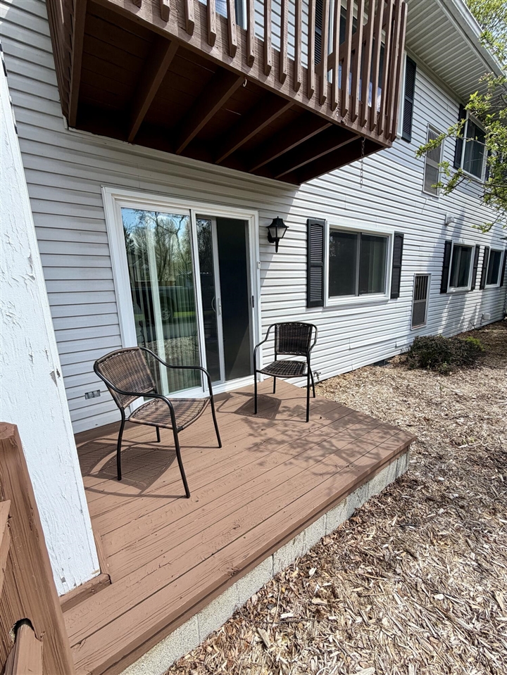 682 W Middle Street UNIT&nbsp;UNIT&nbsp;#4, Chelsea, MI, 48118-1318