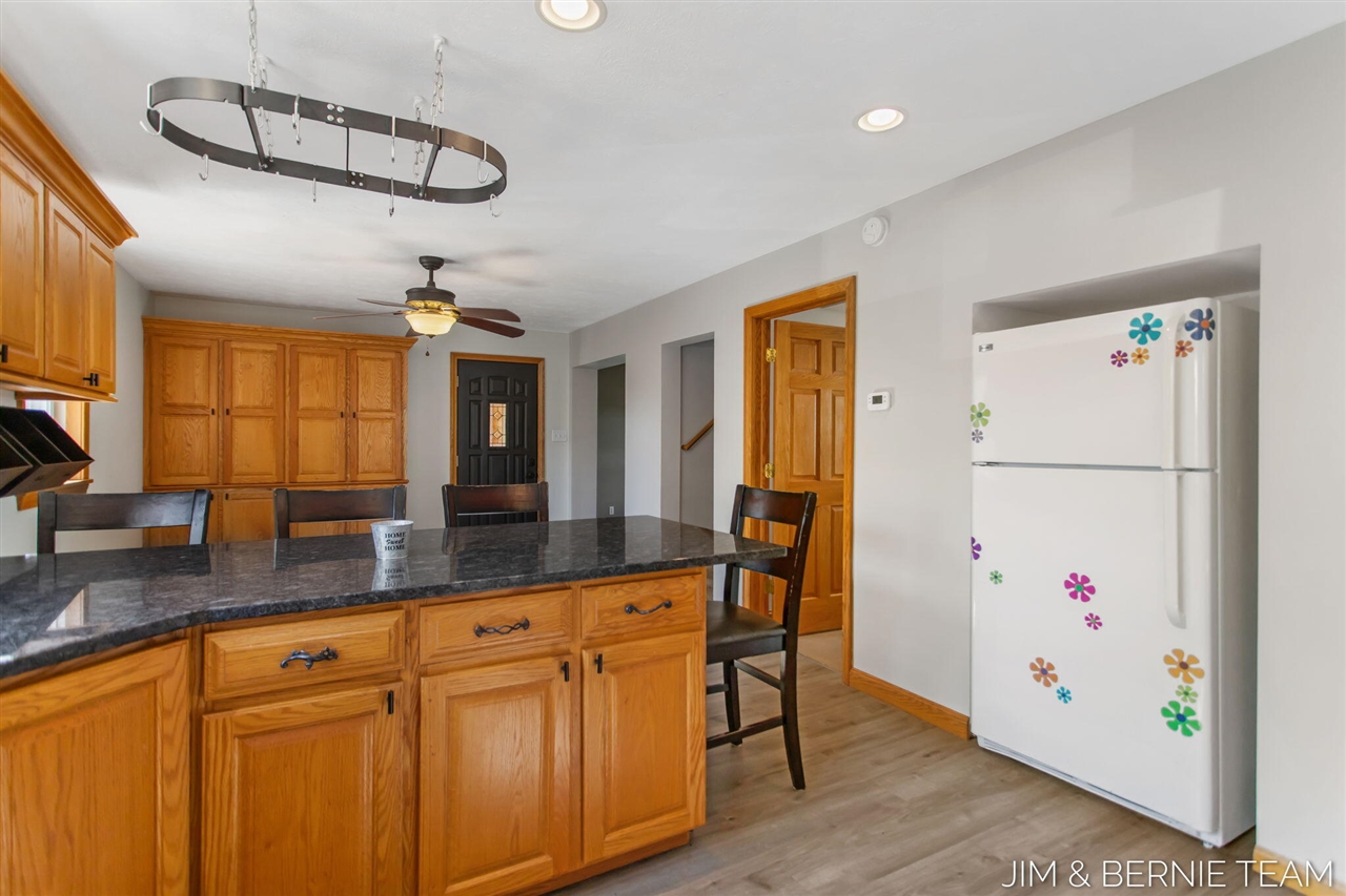511 W Clinton Street, Hastings, MI, 49058-2127