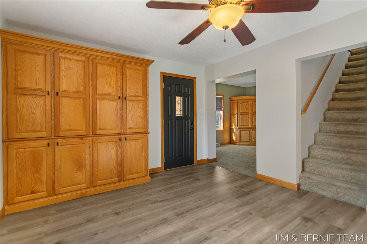 511 W Clinton Street, Hastings, MI, 49058-2127