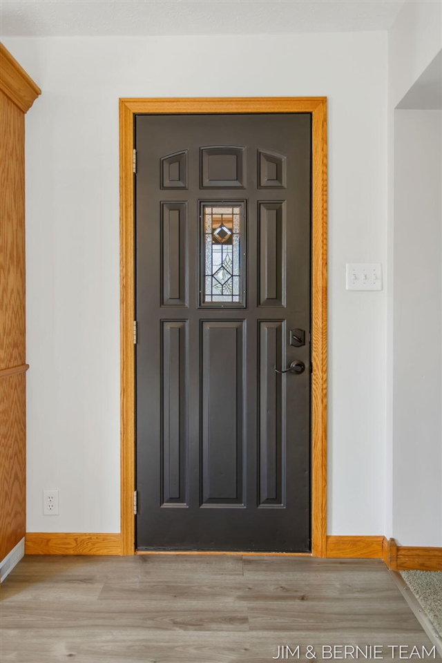 511 W Clinton Street, Hastings, MI, 49058-2127