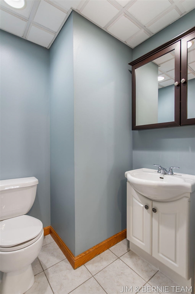 511 W Clinton Street, Hastings, MI, 49058-2127