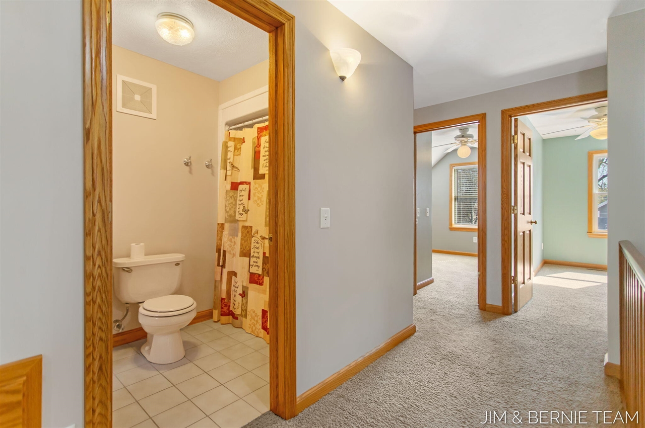 511 W Clinton Street, Hastings, MI, 49058-2127