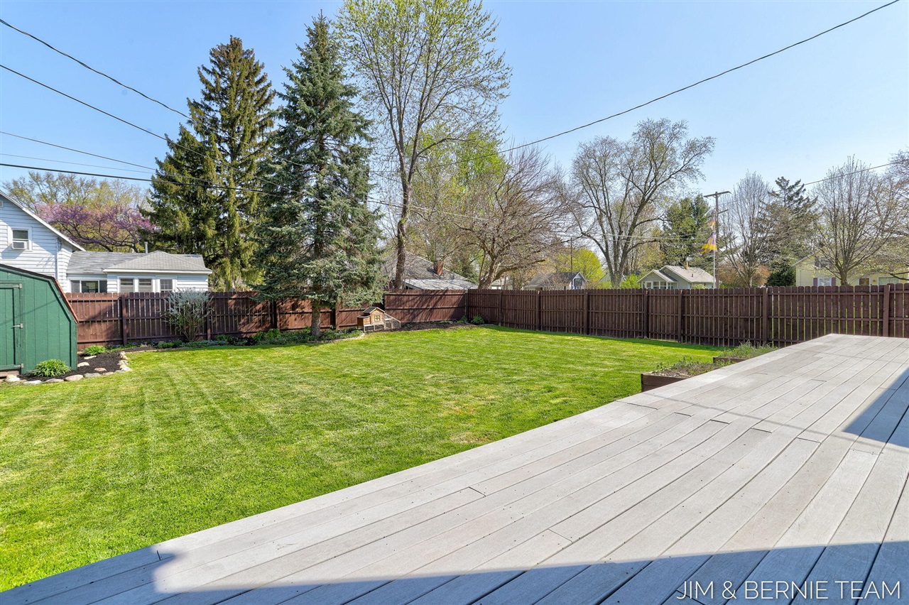 511 W Clinton Street, Hastings, MI, 49058-2127