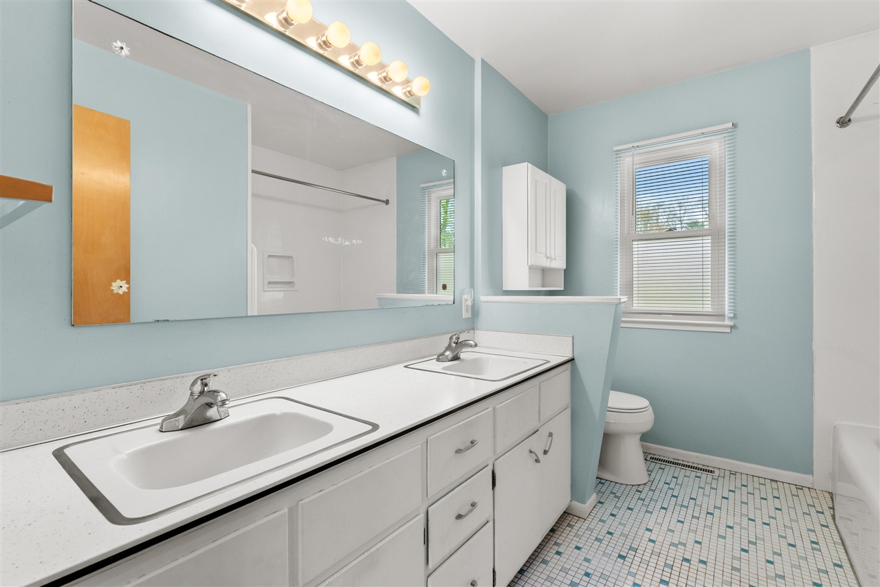 415 Marigold Avenue, Portage, MI, 49002-6257