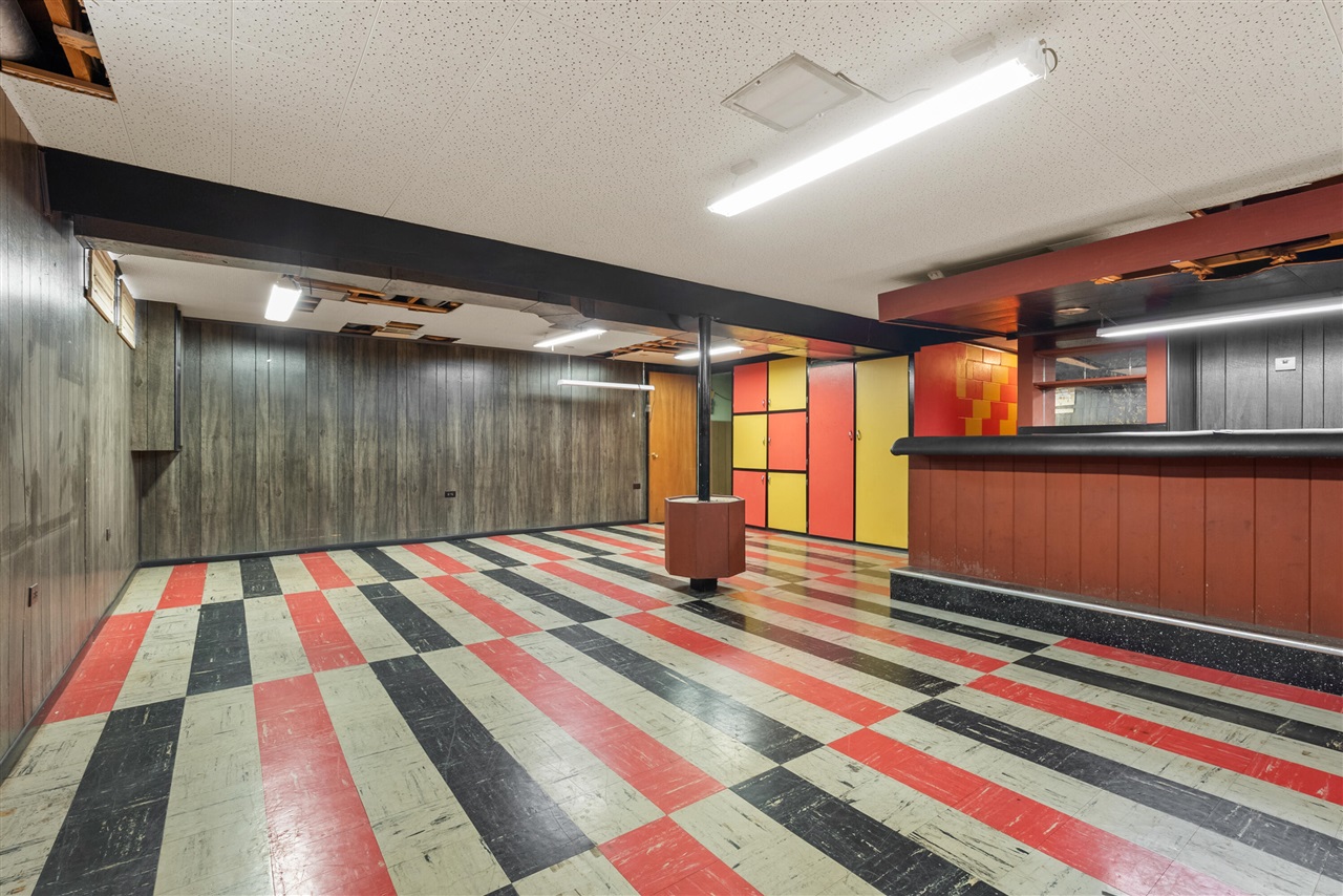 415 Marigold Avenue, Portage, MI, 49002-6257