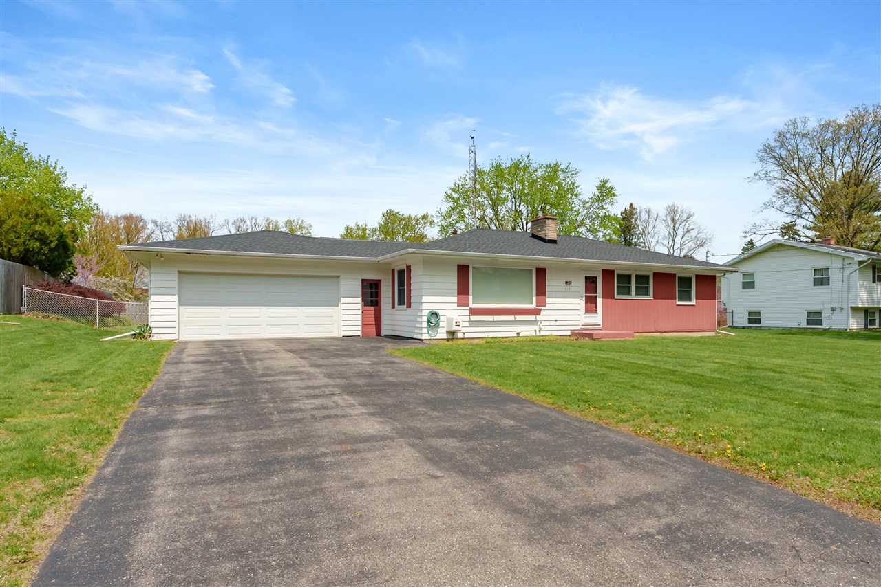 415 Marigold Avenue, Portage, MI, 49002-6257