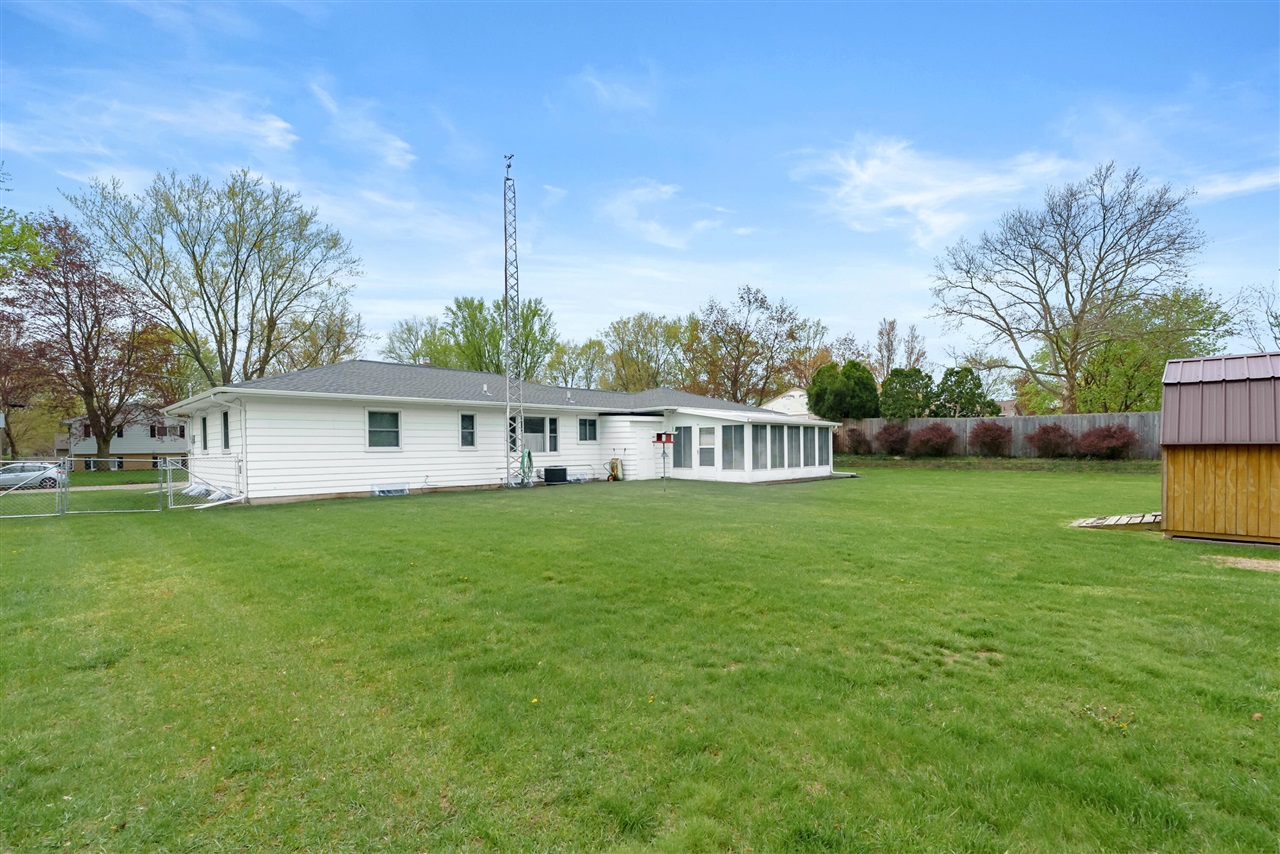 415 Marigold Avenue, Portage, MI, 49002-6257