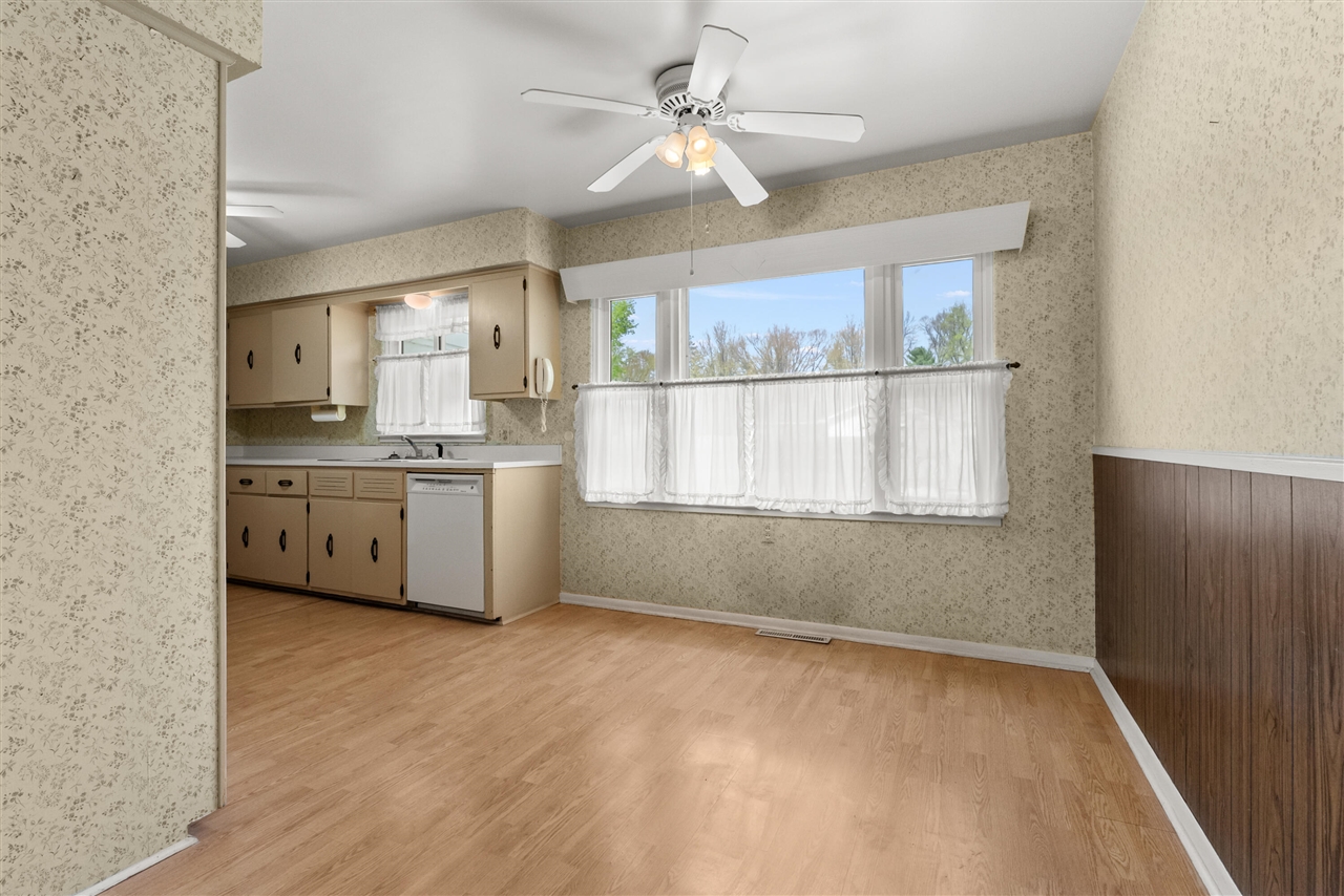 415 Marigold Avenue, Portage, MI, 49002-6257