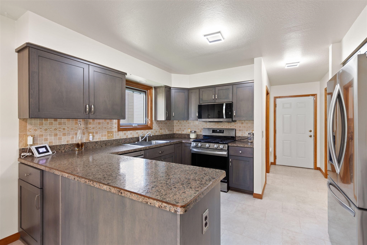 841 Scarlet Oak Drive, Monroe, MI, 48162-3482