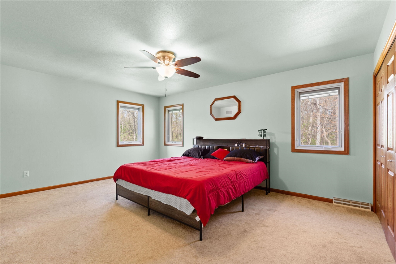 841 Scarlet Oak Drive, Monroe, MI, 48162-3482