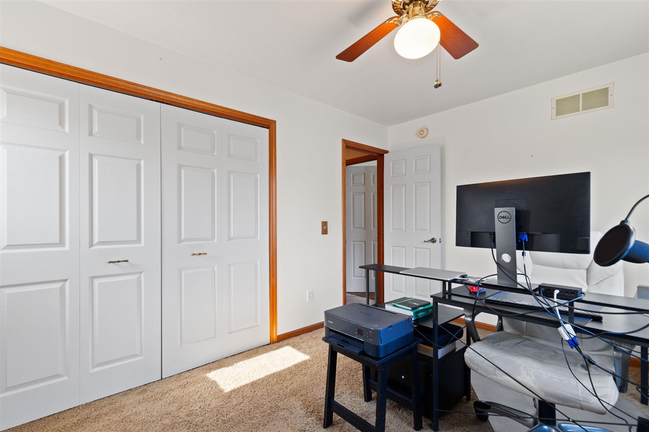 841 Scarlet Oak Drive, Monroe, MI, 48162-3482