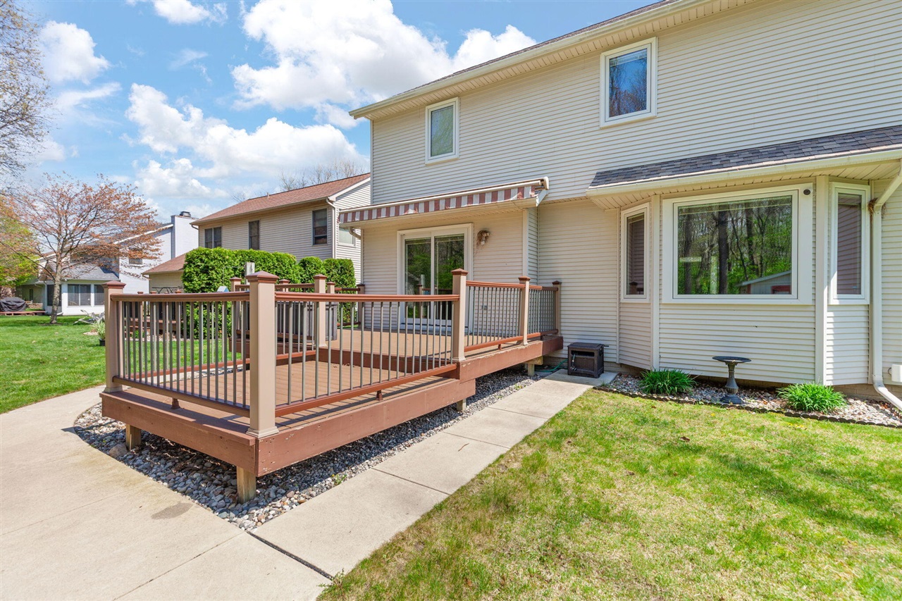 841 Scarlet Oak Drive, Monroe, MI, 48162-3482