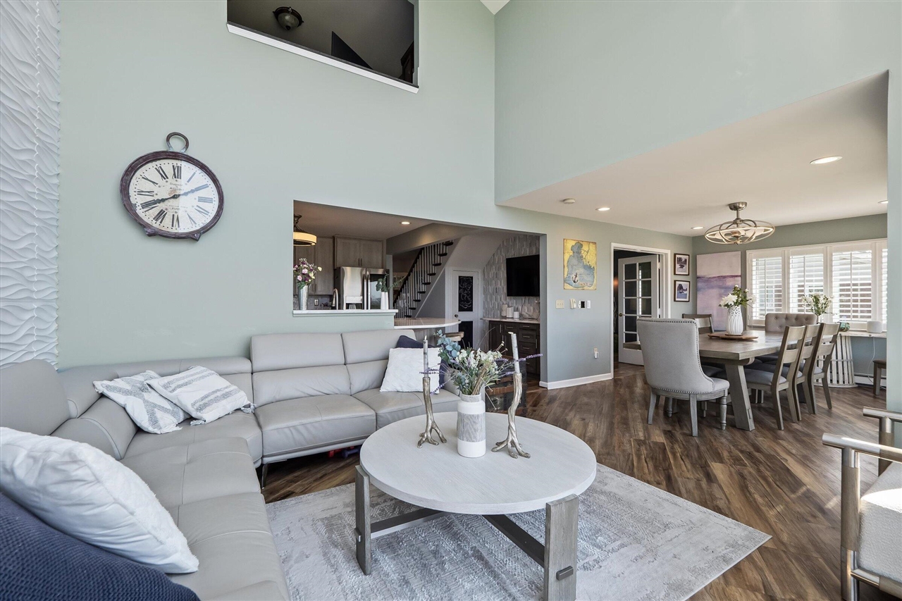 8115 Colony Drive, Update, MI, 48001-4118